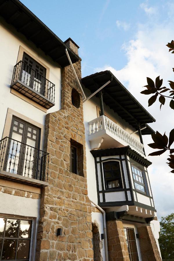 Boutique Hotel Mendi Argia San Sebastián Exterior foto